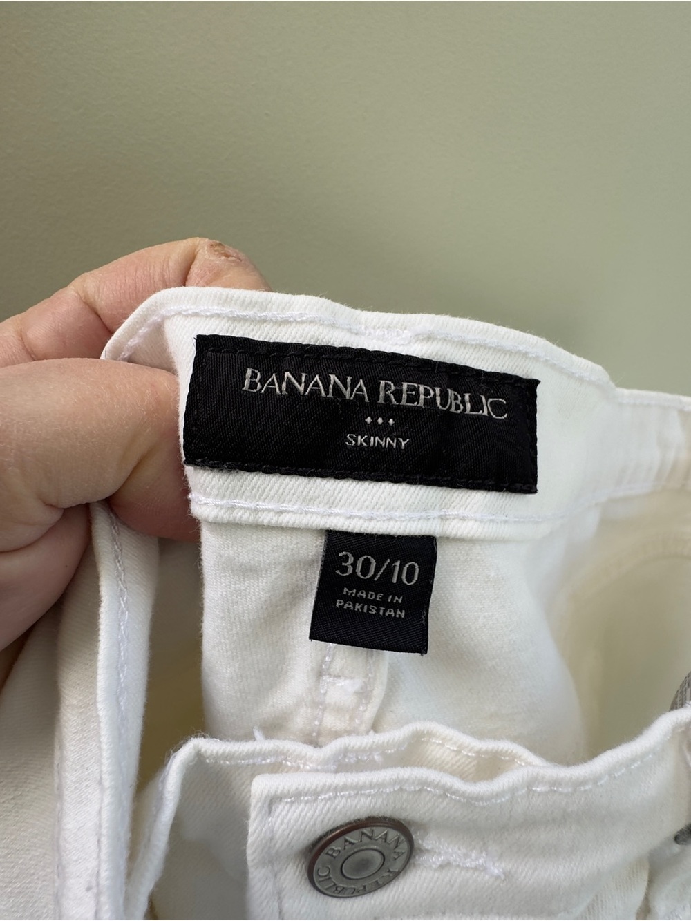 Banana Republic White high rise stretch Skinny Jeans, size 30/10 - Picture 5 of 8